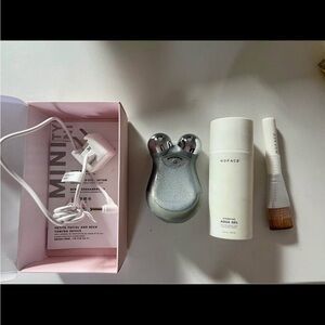 NuFace Silver Facial Sculpting Device with White Aqua Gel & White Brush